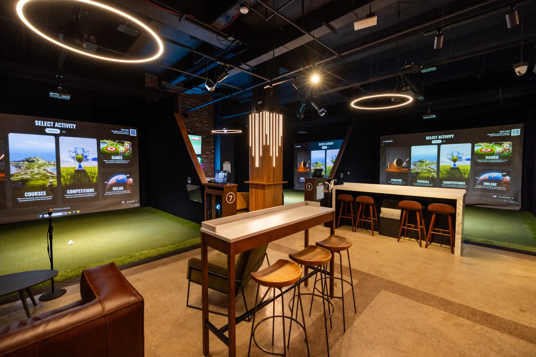 Five Iron hospitality photo 1