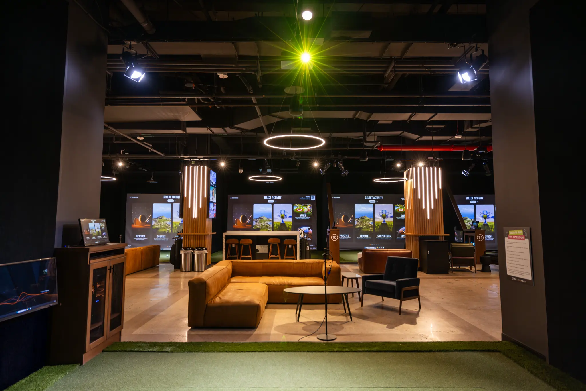 Five Iron hospitality photo 2